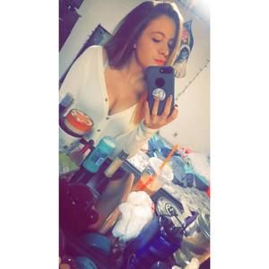 Meet your Posher, Vicky